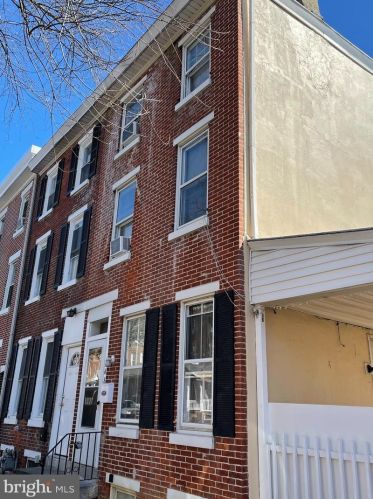 648 Astor St, Norristown, PA 19401-3745