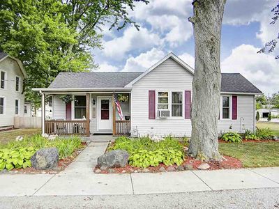 22535 Stenger St, Edgerton, IN 46797-9037