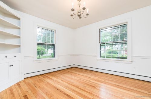 60 Myrtle St, Somersworth NH  03878-2226 exterior
