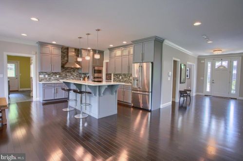 504 Sophia Cir, Hummelstown PA  17036-7089 exterior