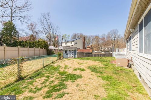 19 Lee Ann Dr, Blenheim NJ  08012-5353 exterior