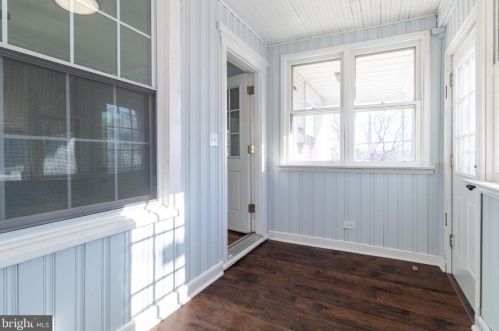 1407 Yates Ave, Boothwyn PA  19061-4635 exterior