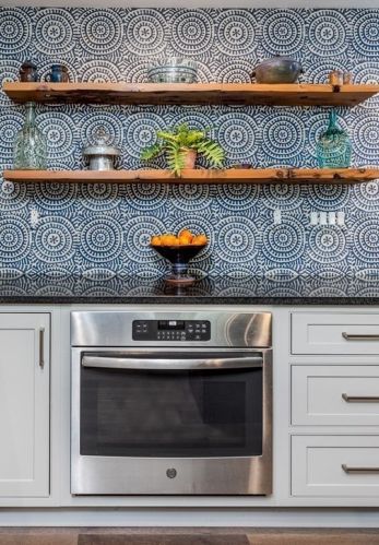 444 Essex St, Hamilton MA 01982-1511 exterior