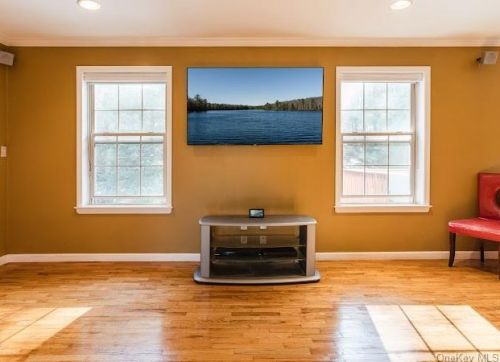 59 Lake Shore Dr, Rock Hill NY  12775-6503 exterior