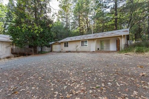 23880 Judy Ln, Pioneer, CA 95666-9744