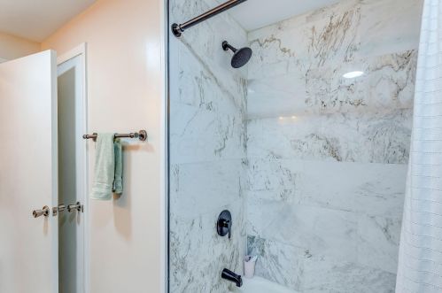 302 Teryl Dr, Mount Vernon OH  43050-2938 exterior