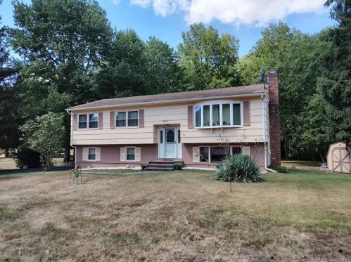 30 Barbara Dr, Huntington, CT 06484-4202