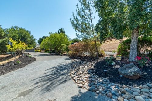 15960 Bucher Dr, Morgan Hill, CA 95037-4703