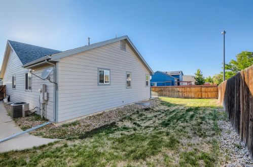 5196 Fraser St, Denver CO 80015-2277 exterior