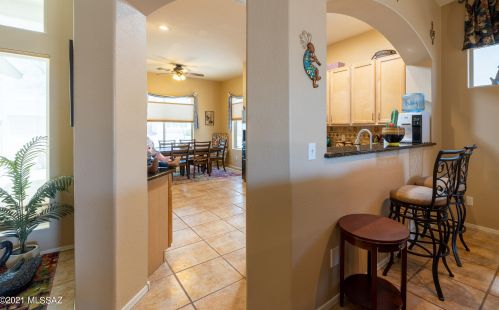 9854 Wind Dancer Dr, Tucson, AZ 85748-7829