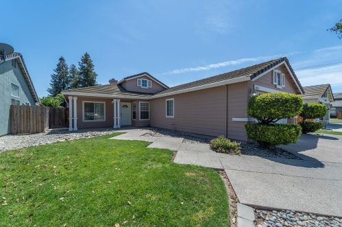 4924 Apple Farm Ln, Salida CA  95368-9000 exterior