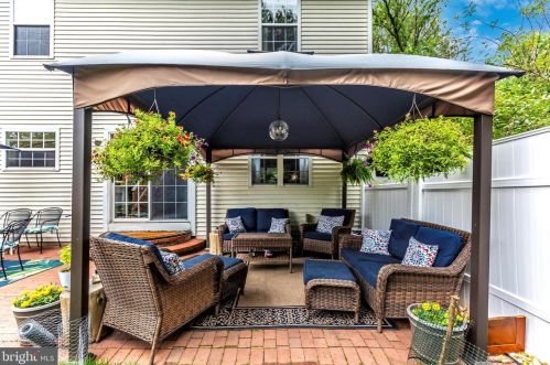 17 Lion Ct, Limerick PA  19468-1339 exterior