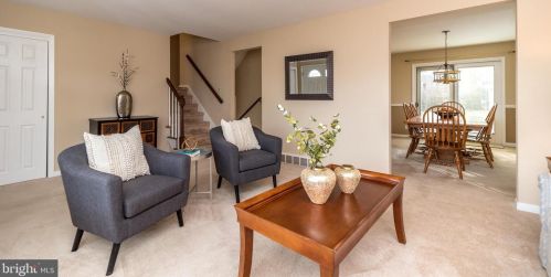 198 Dungan Rd, Southampton, PA 18966-3202