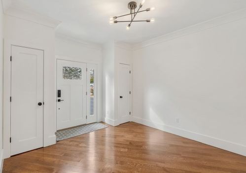 23 Evergreen Rd, Natick MA 01760-1631 exterior