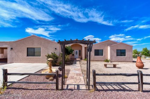3298 Monte Vista Trl, Mescal, AZ 85602-7843