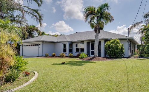 241 20th Pl, Cape Coral, FL 33990-2738