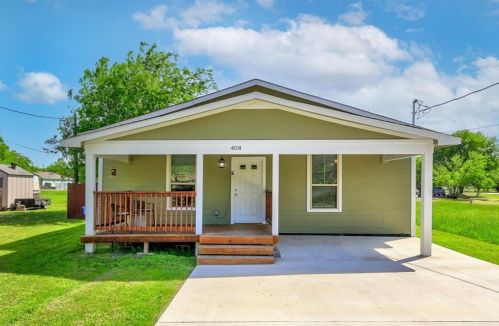408 Carrie Manor St, Webberville, TX 78653-5161