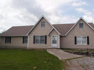 137 Sunrise Dr, Lancaster, KY 40444-9781
