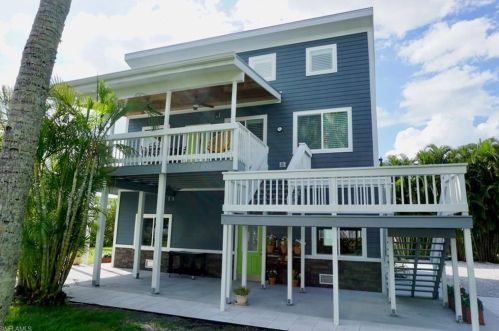 720 Matanzas Ct, Fort Myers Beach FL  33931-2120 exterior