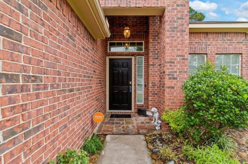 21609 Duke Alexander Dr, Humble, TX 77339-1764