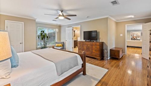 9335 Frst Hl Blvd, Dallas TX 75218-4004 exterior