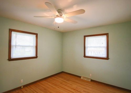 1005 14th St, Willmar MN  56201-2928 exterior