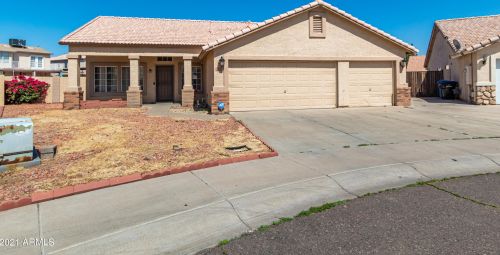 2023 88th Dr, Phoenix, AZ 85037-3839
