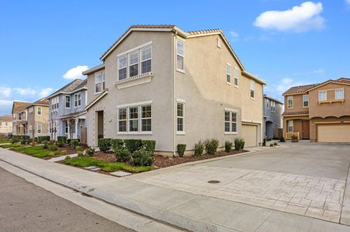 2516 Snowy Egret St, Modesto, CA 95355-8513