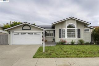 4041 Jackie Ct, Pleasanton CA  94588-4425 exterior