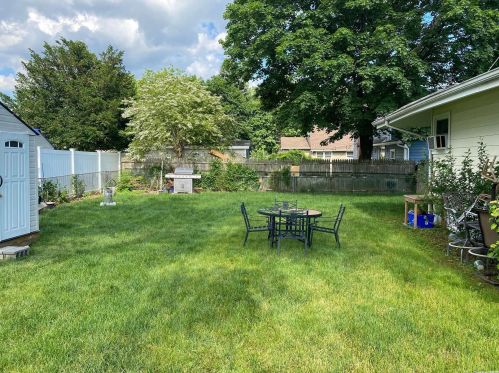 39 Frederick Ave, Roosevelt NY  11575-2315 exterior