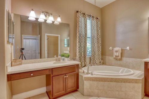 19401 Sweet Grass Way, Lutz FL  33558-5016 exterior