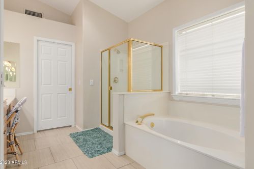 1833 Willow Tree Ct, Gilbert AZ  85234-4933 exterior