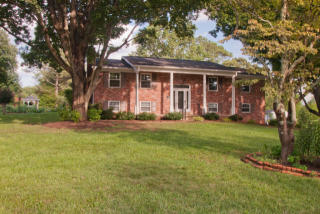 908 Suwannee Rd, Knoxville, TN 37923-2037