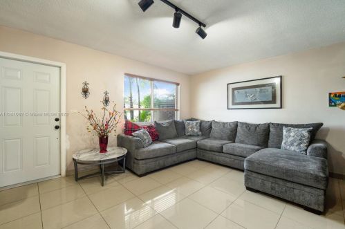 690 50 St, Hialeah FL  33013-1624 exterior