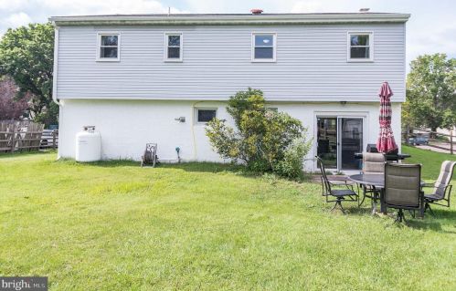 740 Rivendell Ln, Pottstown PA  19464-2729 exterior