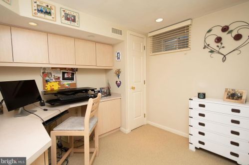 258 Aldrin Dr, Prospectville PA 19002-4101 exterior