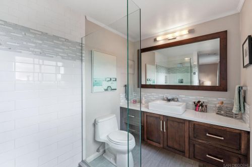 2875 Lloyd St, San Diego CA 92117-6031 exterior