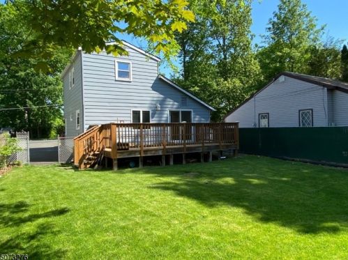14 Buena Rd, Parsippany NJ  07054-3539 exterior