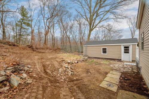 166 Pound Rd, Cumberland RI  02864-2706 exterior