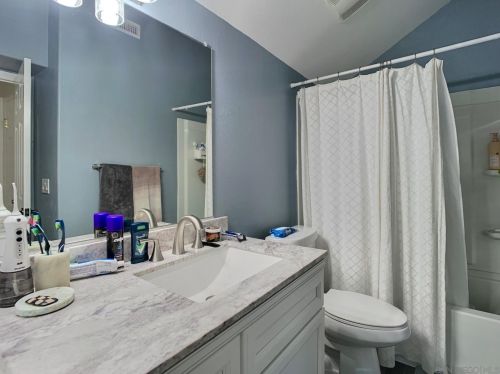 1644 Stone Edge Cir, El Cajon CA  92021-2974 exterior