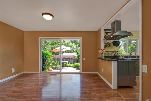 3802 Chanate Rd, Santa Rosa CA  95404-1840 exterior