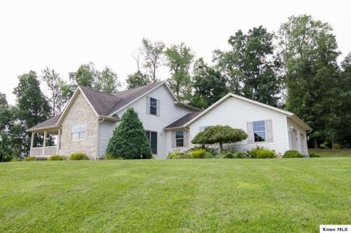 24958 Orange Hill Rd, Danville, OH 43014-9758