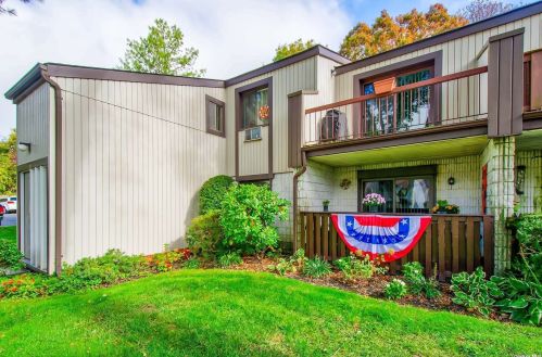 87 Richmond Blvd, Hauppauge NY  11779-3463 exterior