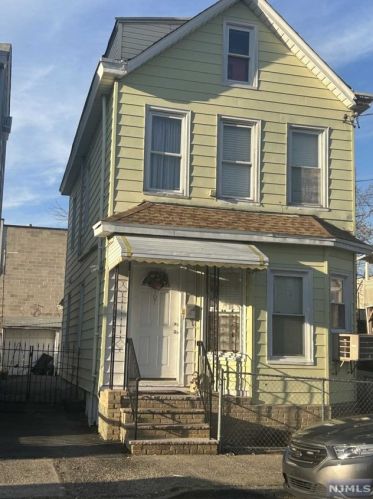 107 Gould Ave, Paterson NJ  07503-2203 exterior