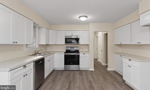 1749 Church Rd, Hummelstown PA  17036-9724 exterior