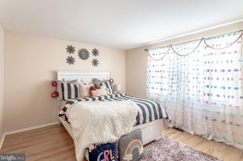 9 Emerald Ct, Willingboro NJ  08046-2272 exterior