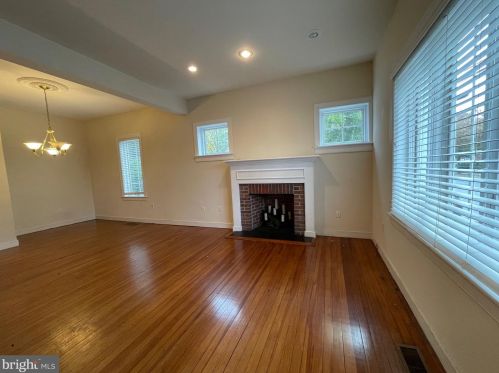 2101 Fall Hill Ave, Fredericksburg VA  22401-3428 exterior