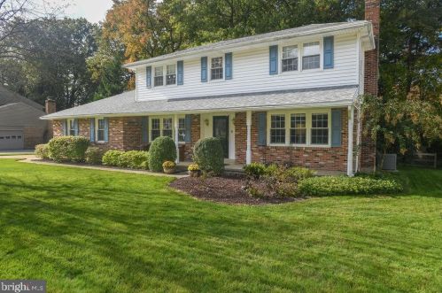 2708 Landon Dr, Wilmington, DE 19810-2245