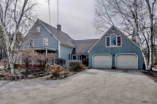 19 Sudbury Rd, Danville NH  exterior