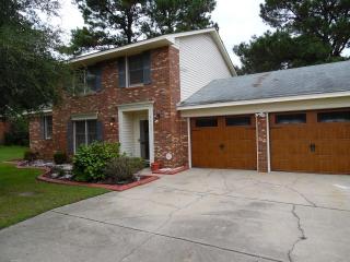 6369 Lk Trl Dr, Fayetteville NC  28304-0571 exterior